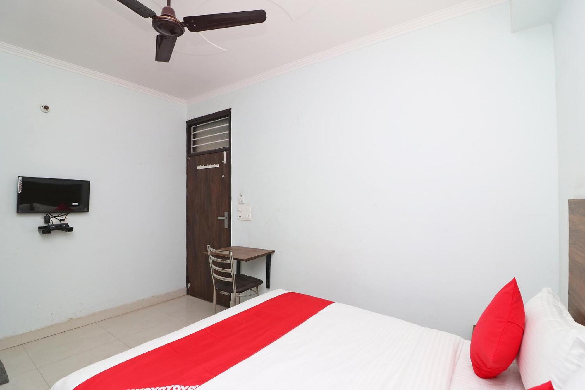 Super O Sathguru Residency Near New Ashok Nagar Metro Station 4* New Delhi